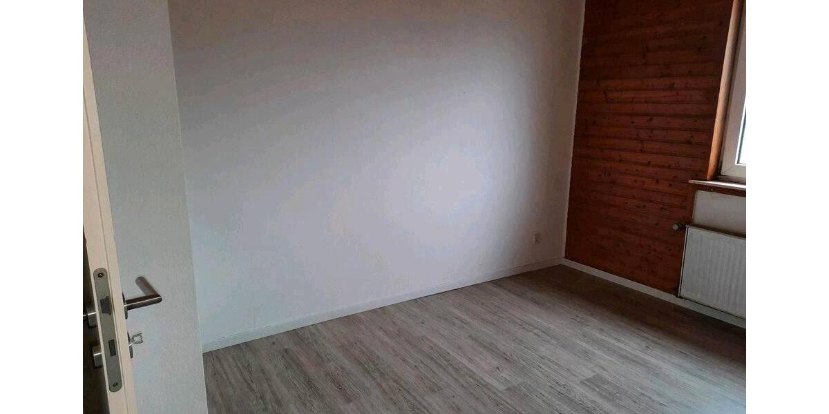 Dachgeschoßwohnung Osann-Monzel Monzel - 3 Zimmer, 75 m&sup2;, 770&euro; | Angebot:26673419