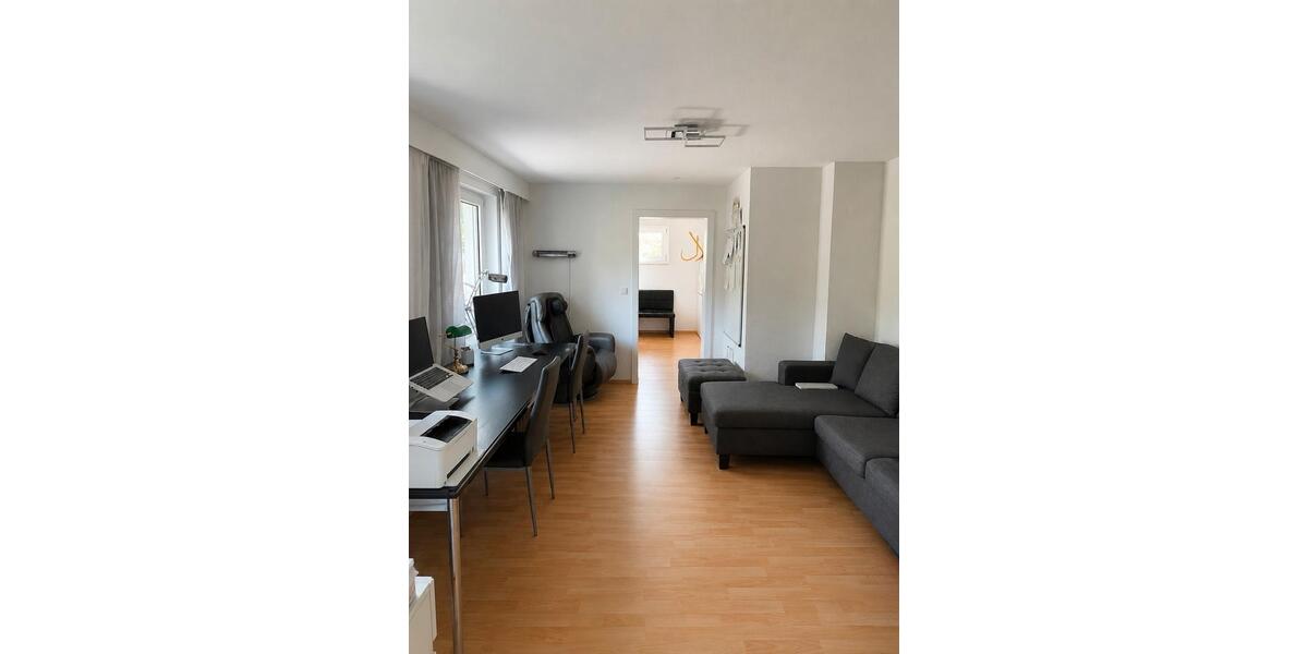 Einfamilienhaus Pfullingen - 8 Zimmer, 179 m&sup2;, 576.000&euro; | Angebot:26757139