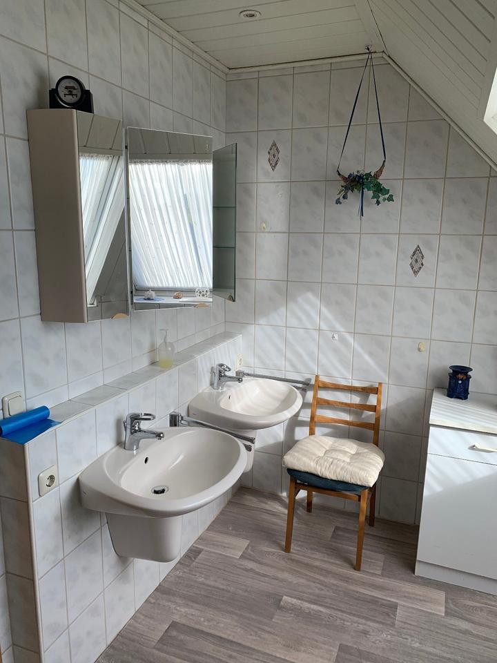 HausWohnung zu Vermieten zimmer