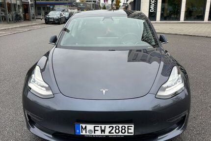 Tesla Model 3 58.000 km 25.700 € München 80634