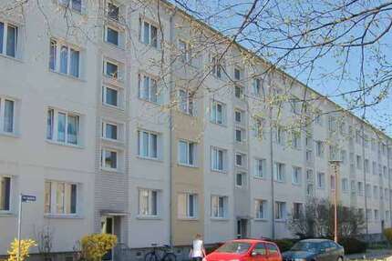 Wohnung Prenzlau - 1 Zimmer, 34 m&sup2;, 240&euro; | Angebot:26885688