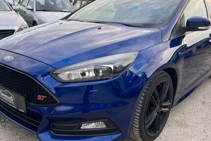 Ford Focus 161.000 km 11.250 &euro; Neuseddin bei Berlin 14554