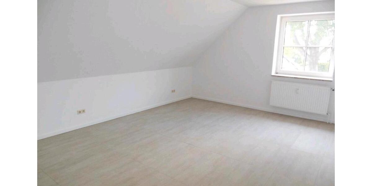 Maisonettenwohnung Westerrönfeld - 4 Zimmer, 135 m&sup2;, 1.250&euro; | Angebot:26297659