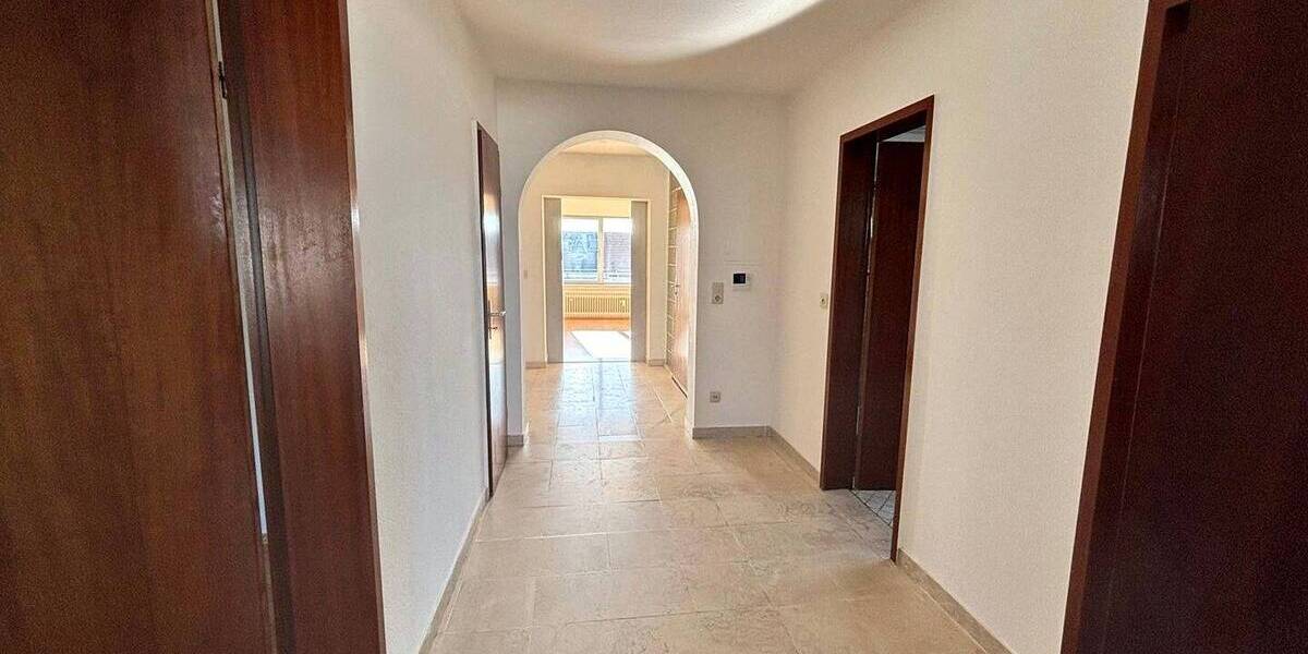 großzügige Dachgeschosswohnung in Urberach 3 zimmer