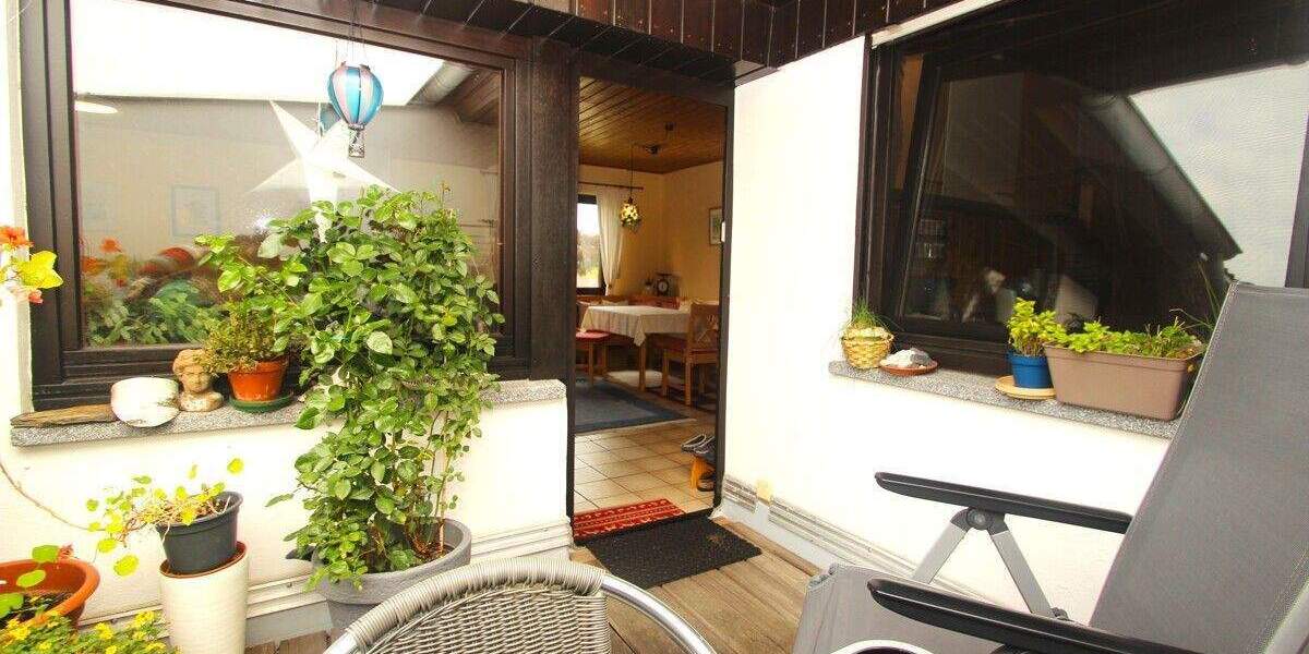 Etagenwohnung Königswinter Ittenbach - 3 Zimmer, 84 m&sup2;, 229.000&euro; | Angebot:25697242