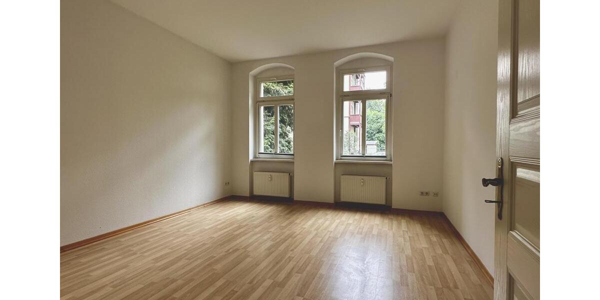 Lichtdurchflutete Altbauwohnung in Dresden-BlasewitzStriesen mit Glasfaser 2.5 zimmer