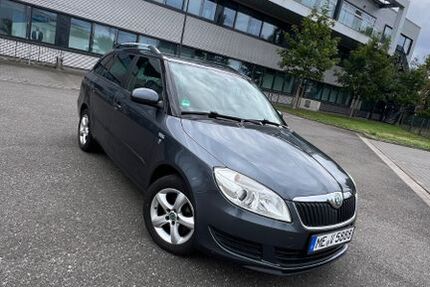 Skoda Fabia 151.000 km 2.800 &euro; Hilden 40721