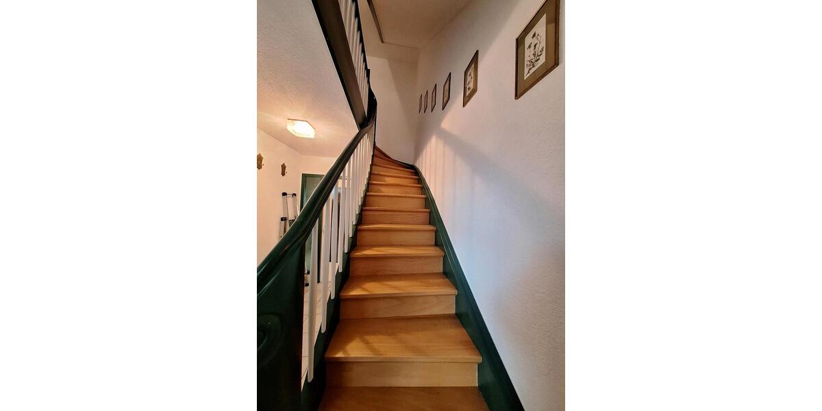 Mehrfamilienhaus, Wohnhaus Villingen-Schwenningen Schwenningen - 8 Zimmer, 202 m&sup2;, 480.000&euro; | Angebot:23593702
