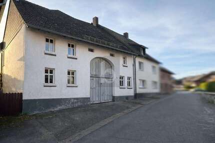 Haus Marsberg - 12 Zimmer, 175 m&sup2;, 195.000&euro; | Angebot:26074238