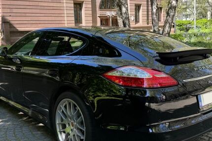 Porsche Panamera 167.000 km 21.890 &euro; Scharnhausen 73760