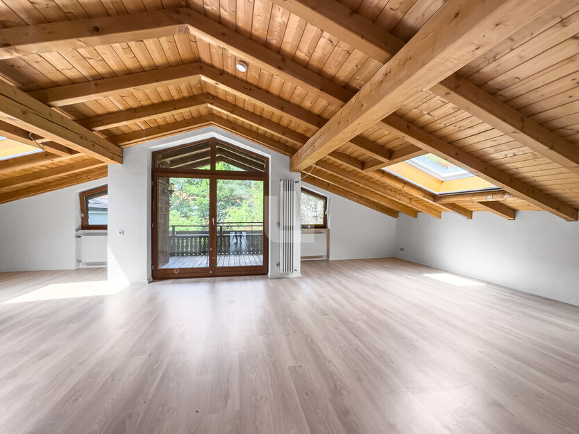 WINDISCH IMMOBILIEN – Gewerbeimmobilie mit vier Büros und einer Wohnung - ideal für den Mittelstand 10.5 zimmer