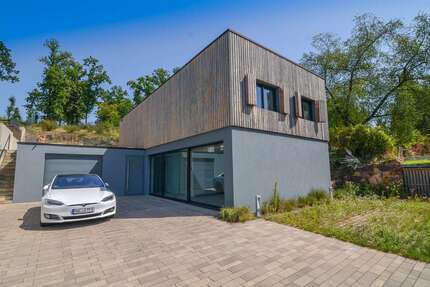 Haus zum Kaufen in Halle 995.000 € 175.64 m² 5 zimmer