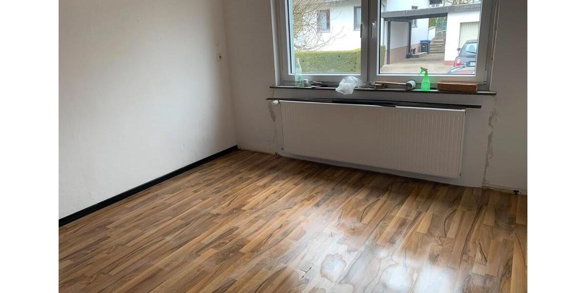 Erdgeschoßwohnung Kirtorf - 3 Zimmer, 91 m&sup2;, 600&euro; | Angebot:26086303