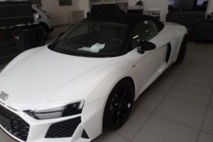 Audi R8 4.200 km 146.000 &euro; Hüttenberg 35625