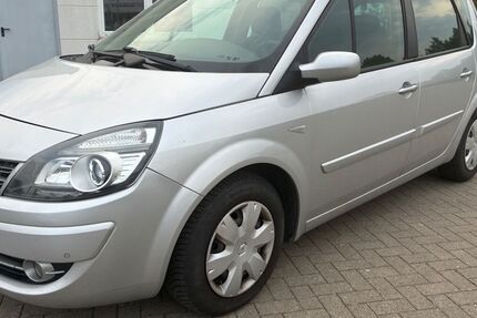 Renault Scenic 110.400 km 4.699 &euro; Greifswald 17489