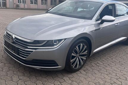VW Arteon 148.000 km 19.450 € Hilden 40721