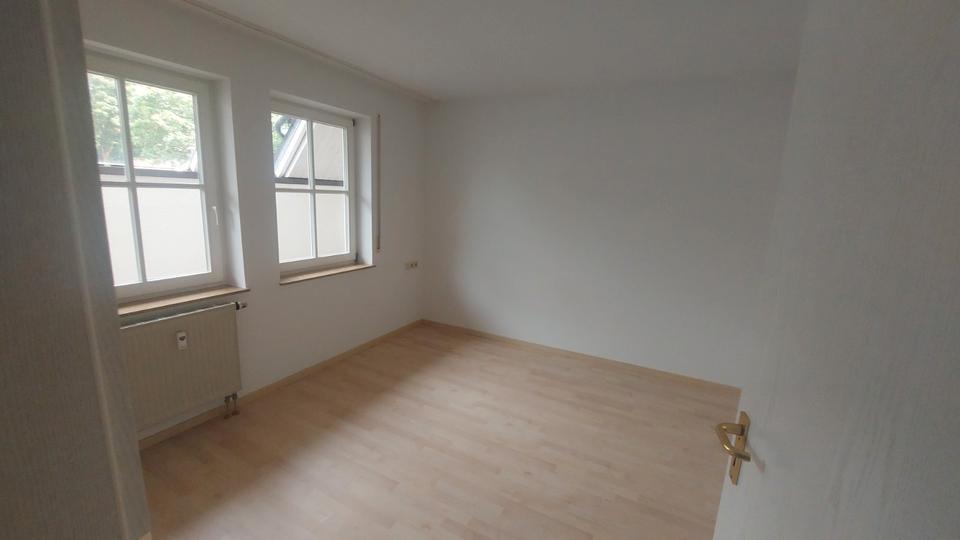 Etagenwohnung Sankt Georgen im Schwarzwald - 2.5 Zimmer, 68 m&sup2;, 460&euro; | Angebot:26337356