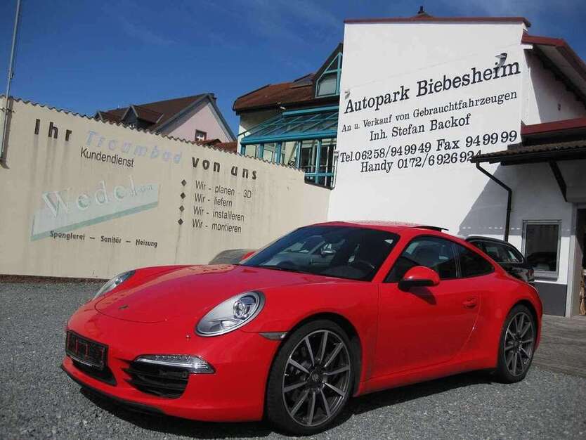 911