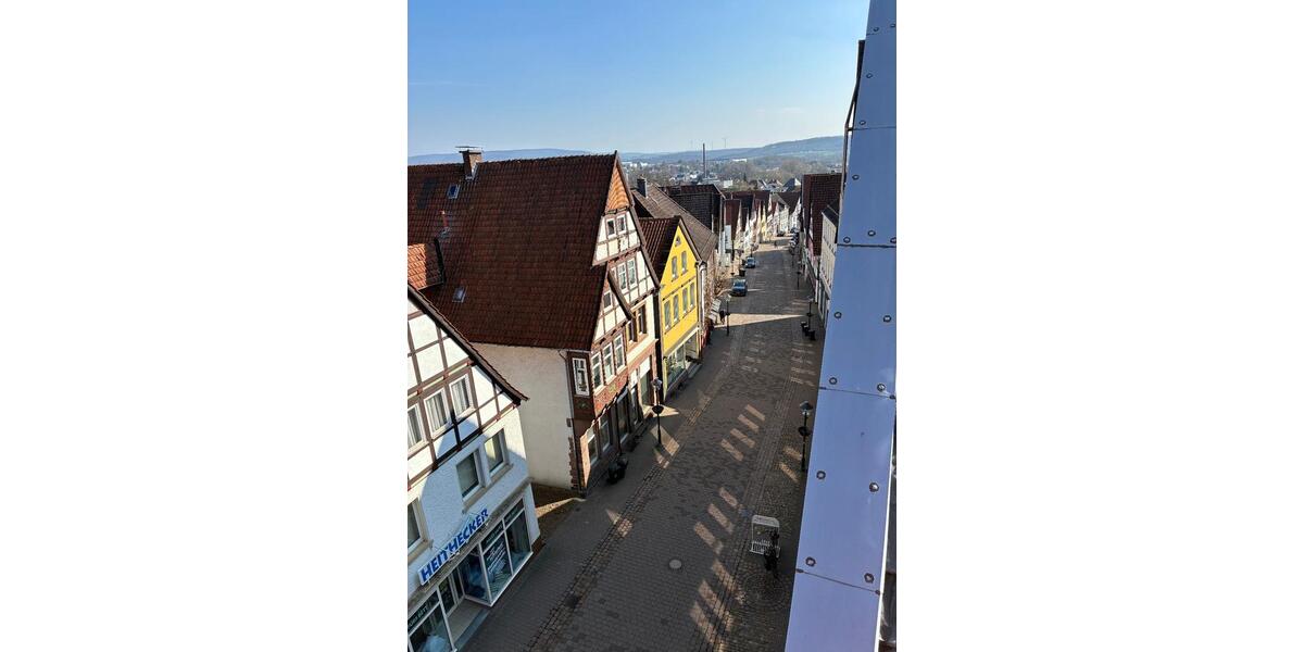 Etagenwohnung Blomberg - 3 Zimmer, 90 m&sup2;, 700&euro; | Angebot:26396526