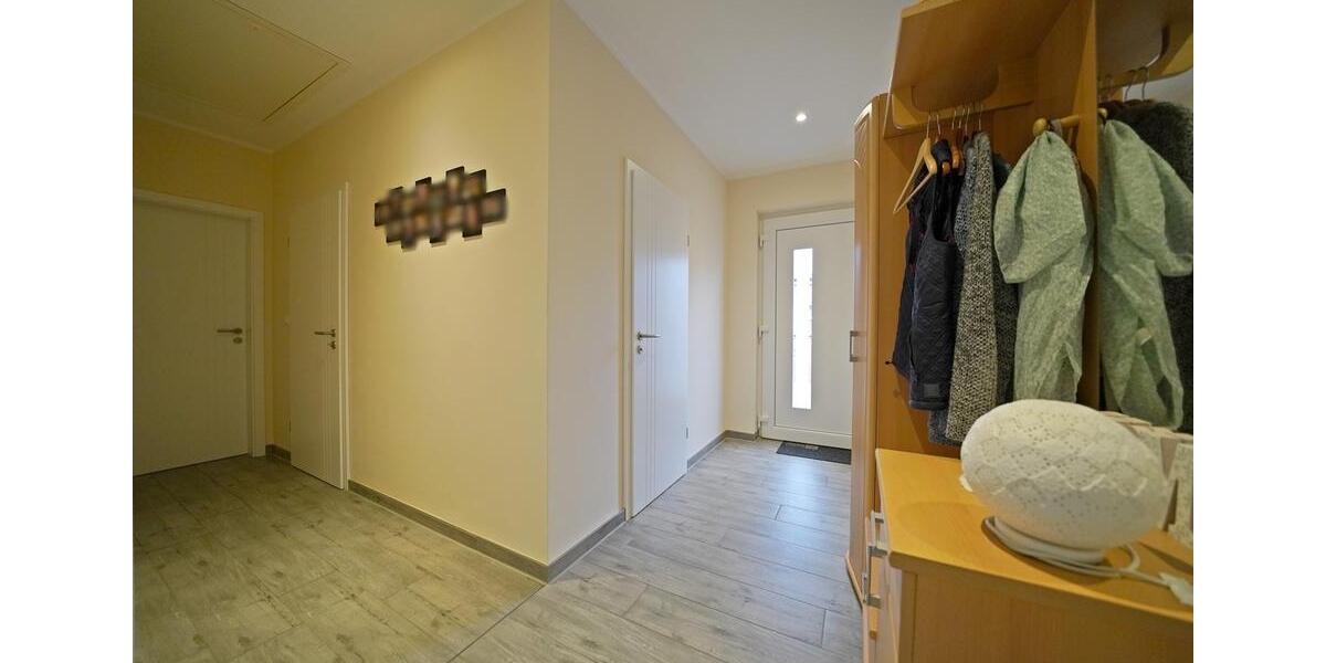 Bungalow Uplengen - 2 Zimmer, 75 m&sup2;, 930&euro; | Angebot:26198097