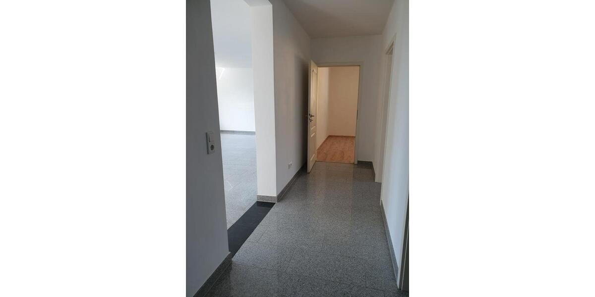 Etagenwohnung Langenfeld (Rheinland) - 3 Zimmer, 95 m&sup2;, 359.000&euro; | Angebot:26837360