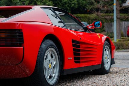 Ferrari Testarossa 9.468 km 219.000 &euro; GROENLO 7141 