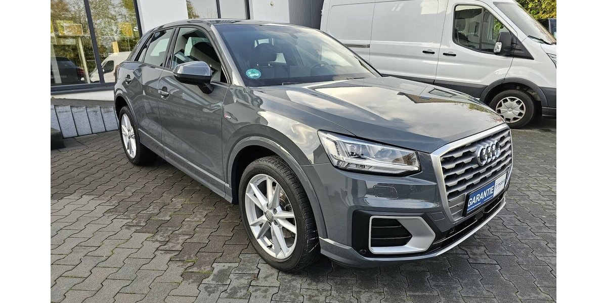 Audi Q2 1.4 TFSI S-Line Sport/ Plus LED NAVI 1.HAND 53.900 km 20.990 &euro; Löhne 32584