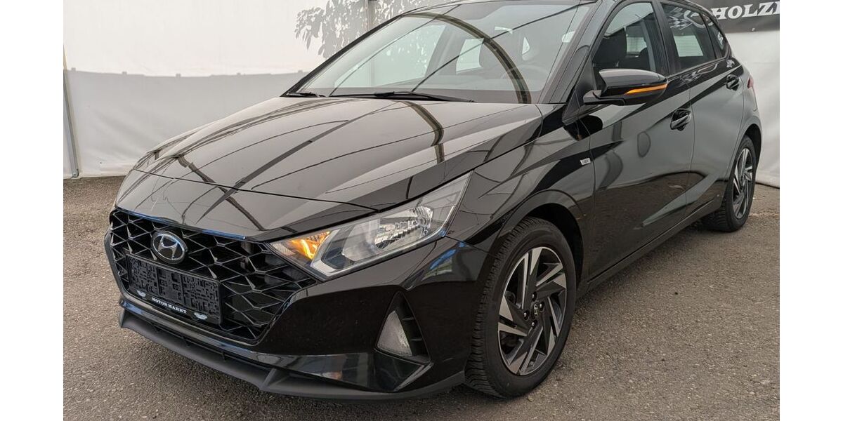 Hyundai i20 55.600 km 13.600 &euro; Langenmosen 86571