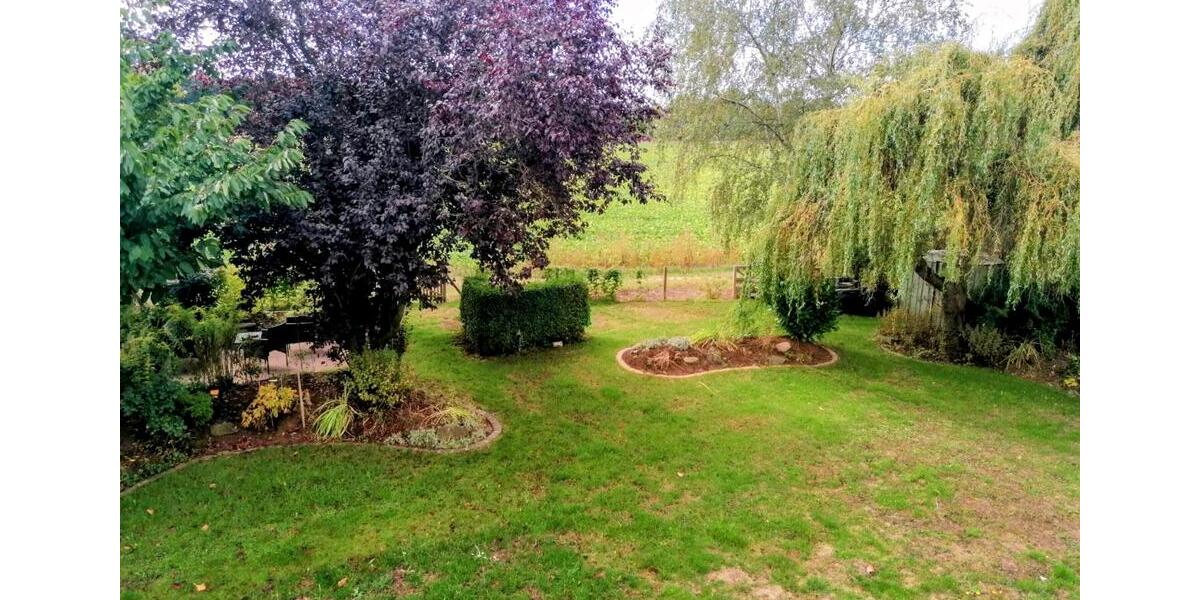 Hungen Kernstadt DG Whg. 2 Zimmer - , Küche - Bad 1 zimmer