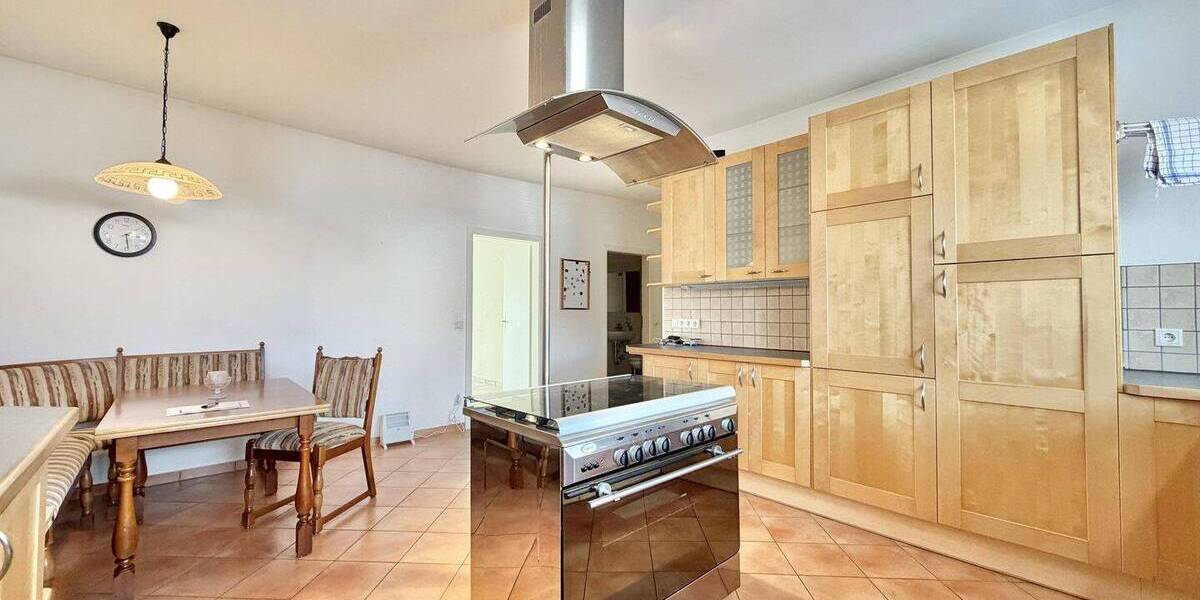 Einfamilienhaus Leegebruch - 7 Zimmer, 295 m&sup2;, 460.000&euro; | Angebot:26276672