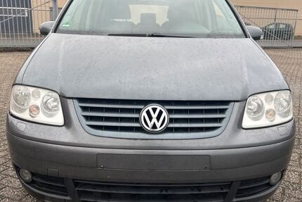 VW Touran 300.000 km 1.200 &euro; Bocholt 46395