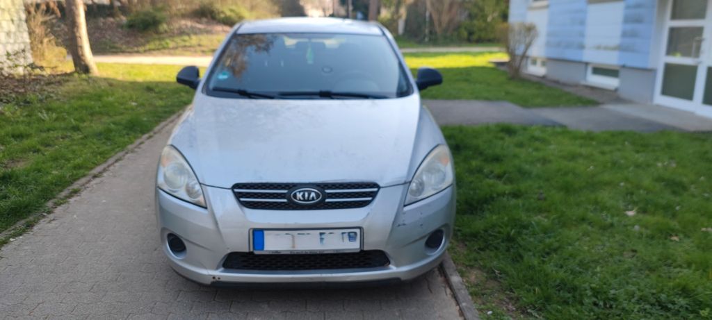 Kia ceed Sportswagon 263.000 km 650 &euro; Trier 54296