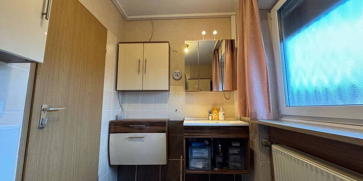 Reihenmittelhaus Fürth Burgfarrnbach - 6 Zimmer, 120 m&sup2;, 399.000&euro; | Angebot:26274329