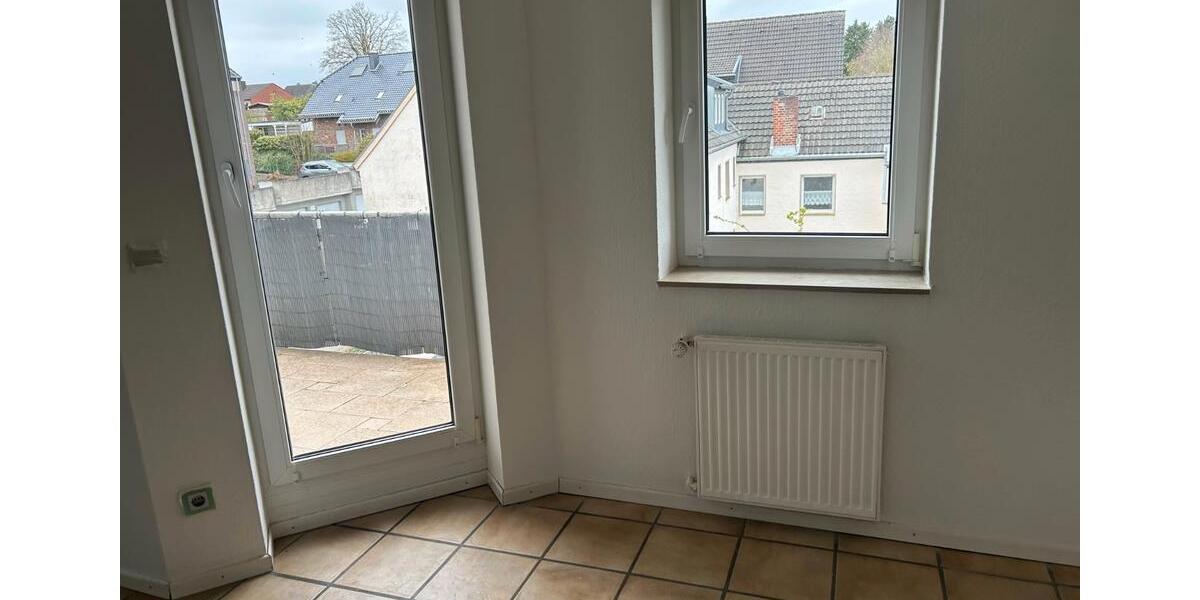 Dachgeschoßwohnung Stolberg (Rheinland) - 4 Zimmer, 116 m&sup2;, 285.000&euro; | Angebot:26351307