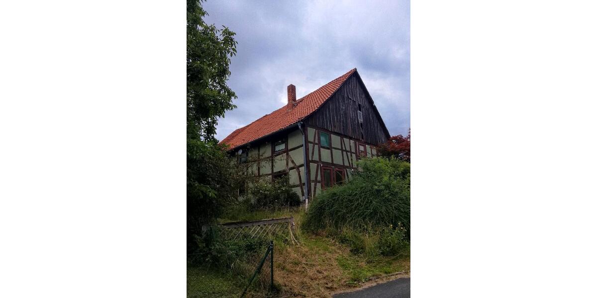 Einfamilienhaus Emmerthal - 8 Zimmer, 140 m&sup2;, 90.000&euro; | Angebot:27085822