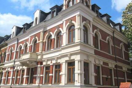 Helle und sehr geräumige 2-Raum-Whg. im DG, mit Stellplatz und Balkon, Nordvorstadt, Muldennähe 2 zimmer