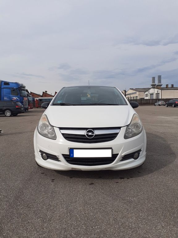 Opel Corsa 208.000 km 2.000 € Rastatt 76437