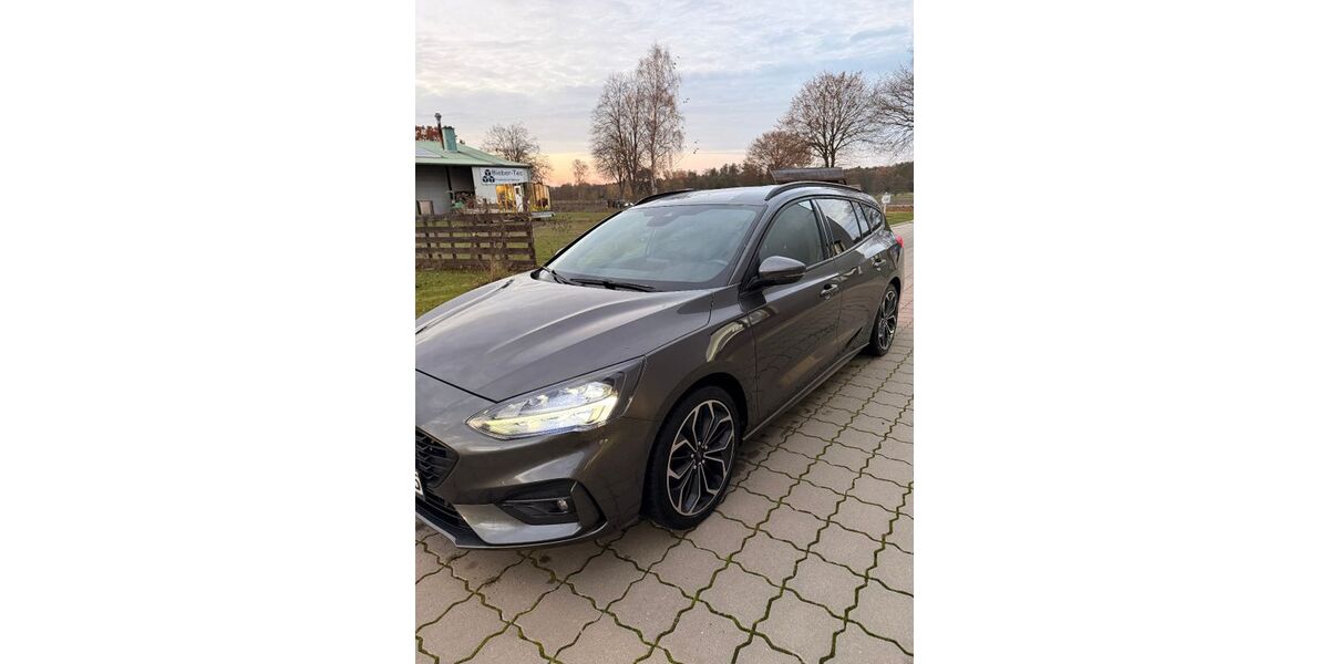 Ford Focus 105.000 km 13.100 &euro; Brockel 27386