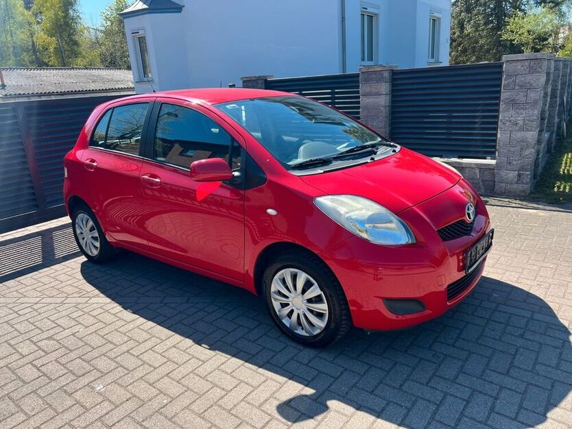 Yaris