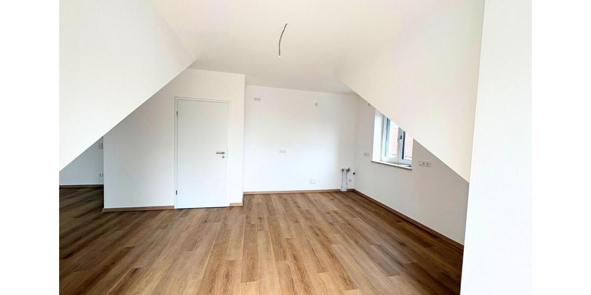 Dachgeschoßwohnung Großmehring - 3 Zimmer, 78 m&sup2;, 379.000&euro; | Angebot:26065707