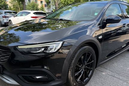 Opel Insignia 167.366 km 10.900 &euro; München 81243