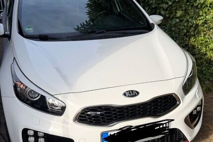 Kia ceed / Ceed 57.000 km 16.200 &euro; Wilhelmshaven 26388