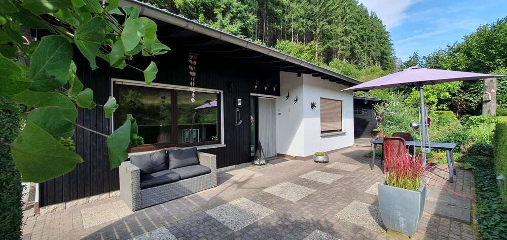 Haus zum Kaufen in Densborn 155.000 € 65 m²