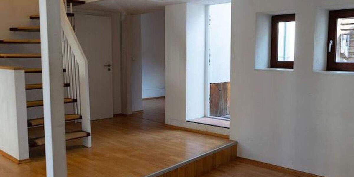 Zentraler Wohntraum: 3,5 Zimmer Haus - Schnurrviertel 3 zimmer