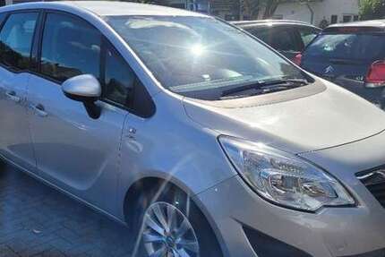 Opel Meriva 56.000 km 8.250 &euro; Hennef 53773