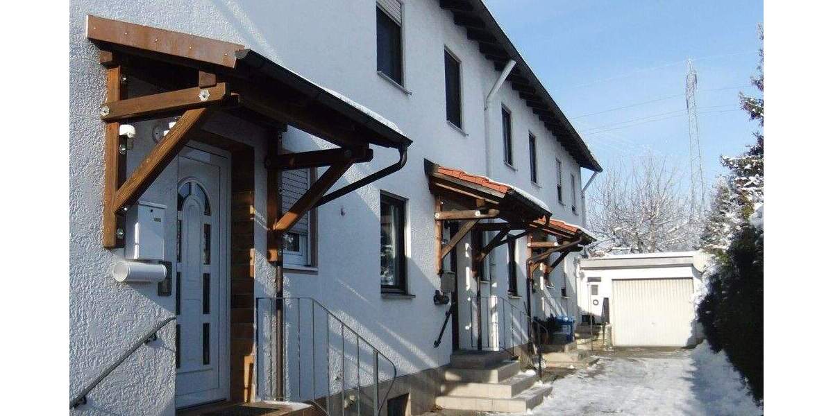 Reihenmittelhaus in Ortsrandlage 4 zimmer