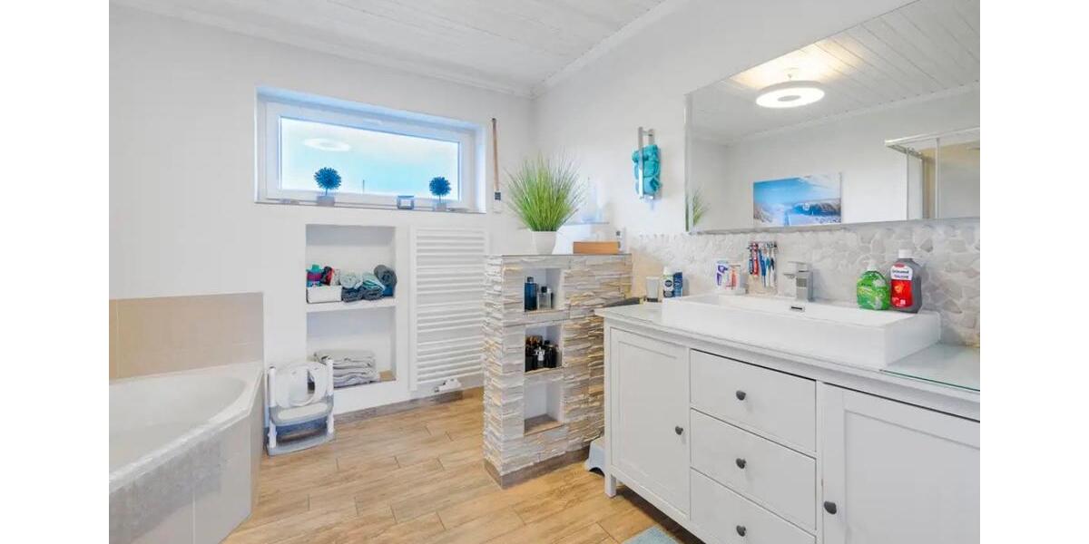 Einfamilienhaus Balzheim - 9 Zimmer, 240 m&sup2;, 585.000&euro; | Angebot:26287712