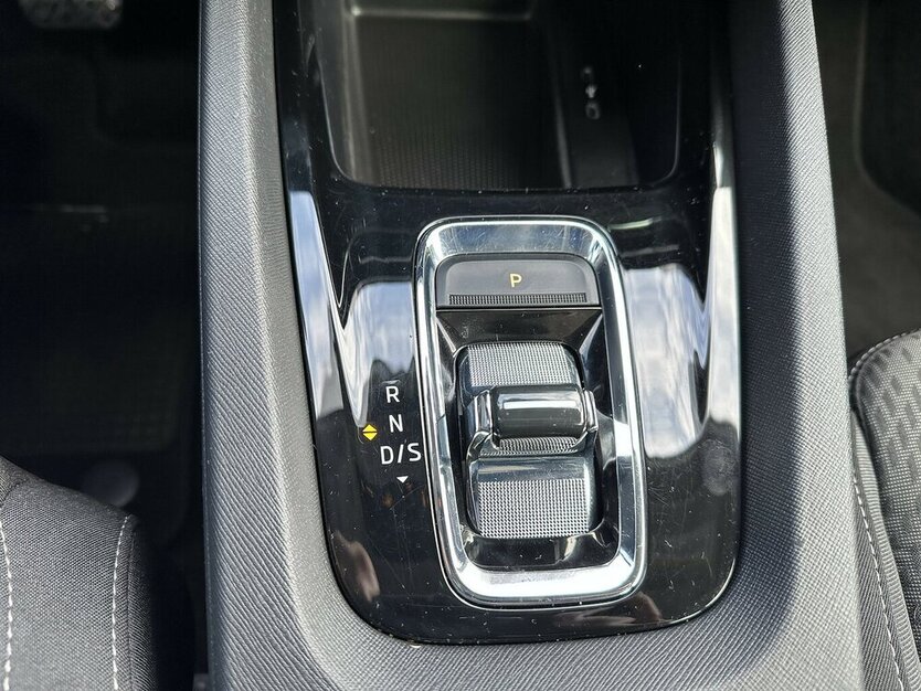 Octavia Style Navi Pannorama LED Digitacockpit