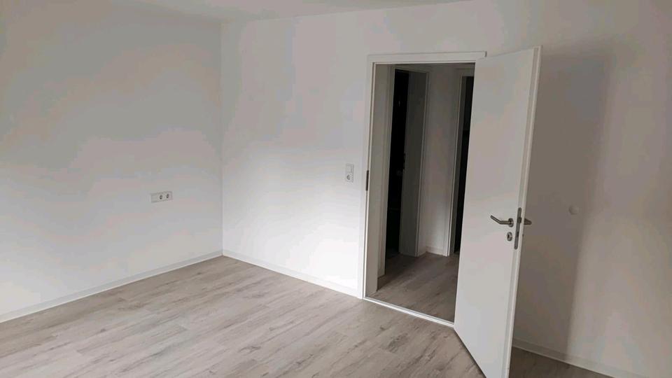 Terrassenwohnung Felsberg - 2 Zimmer, 85 m&sup2;, 750&euro; | Angebot:25313518