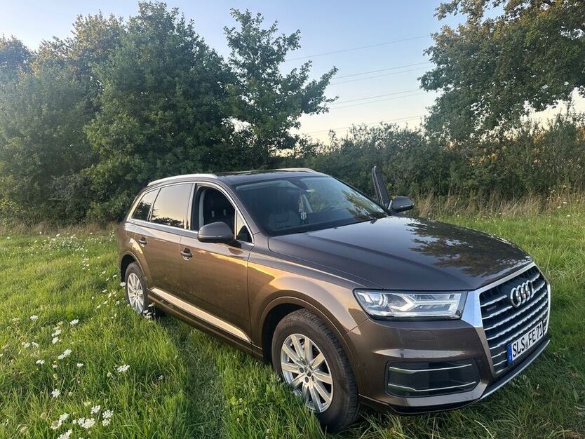 Q7